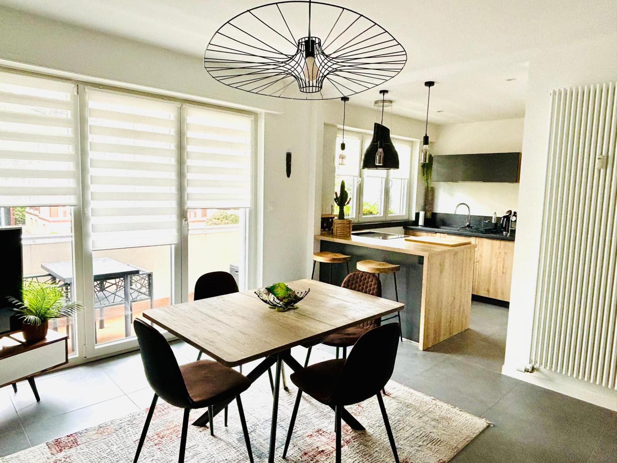 Appartement De Standing Proche Centre Ville Et Gare Mulhouse Bagian luar foto
